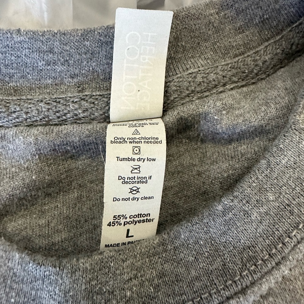 Men’s pre own as size L large crewneck Patriot sweater lightweight - Picture 2 of 5